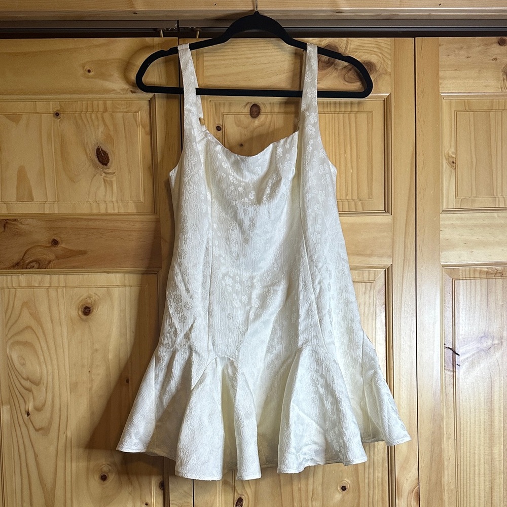 Hello Molly Cream Floral Textured Dress